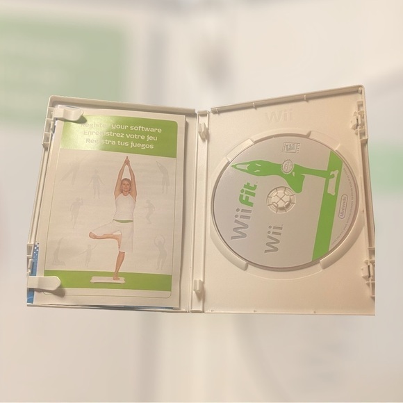 𝅺wii fit - Picture 2 of 3